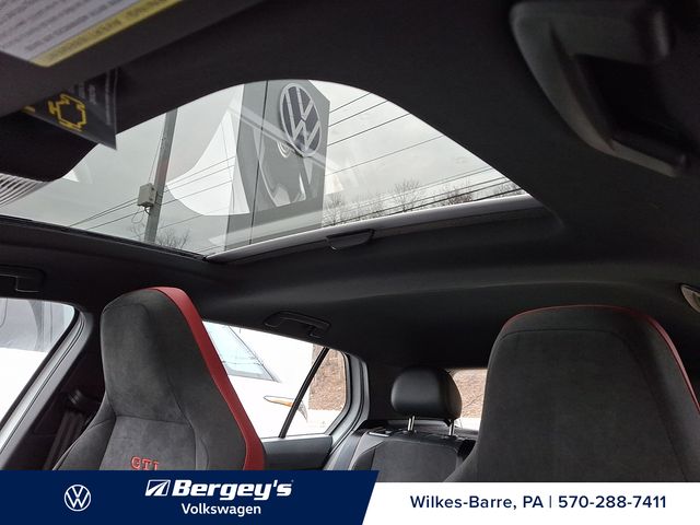 2026 Volkswagen Golf GTI SE - Photo 10