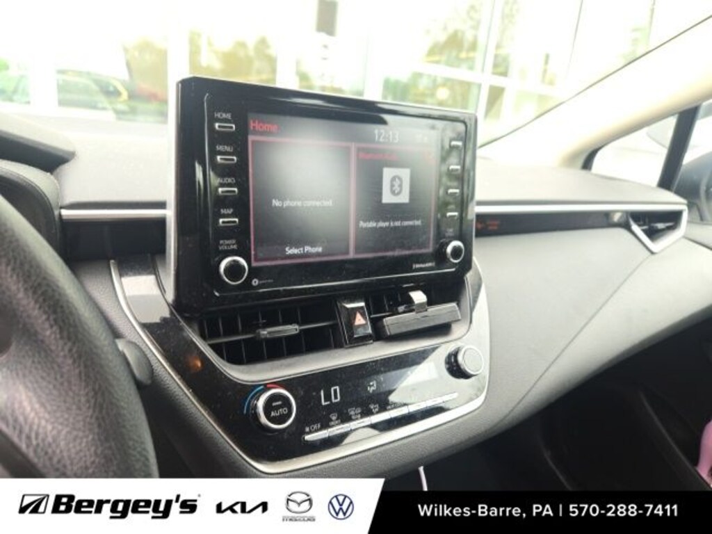 Used 2021 Toyota Corolla LE Sedan