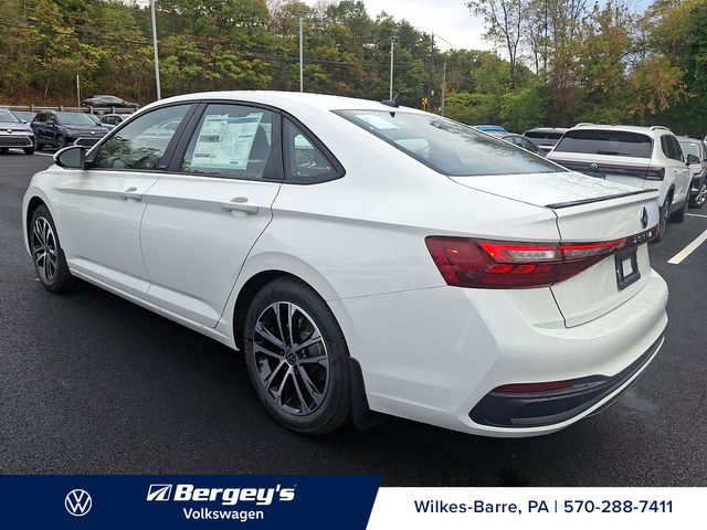 2026 Volkswagen Jetta 1.5T Sport photo 3