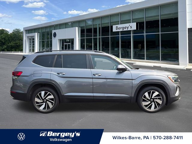 2025 Volkswagen Atlas SE w/Tech - Photo 5