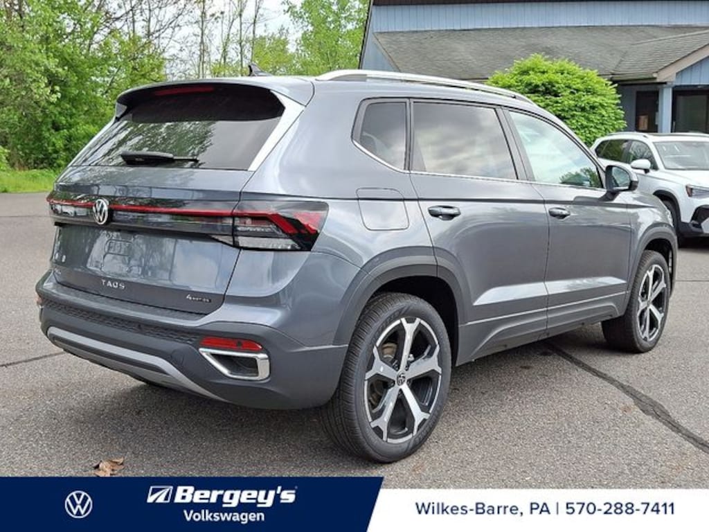 New 2025 Volkswagen Taos 1.5T SEL SUV