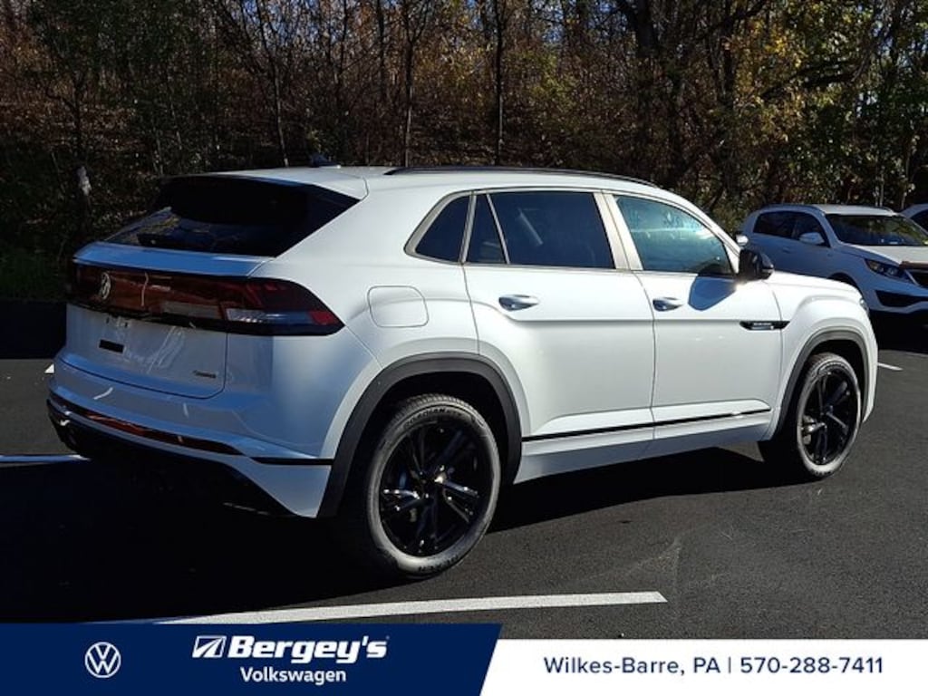 New 2026 Volkswagen Atlas Cross Sport 2.0T SEL R-Line Black SUV