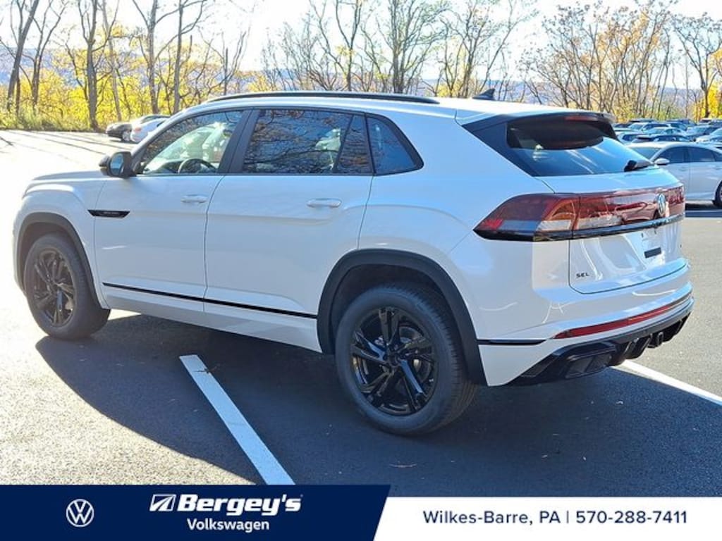 New 2026 Volkswagen Atlas Cross Sport 2.0T SEL R-Line Black SUV
