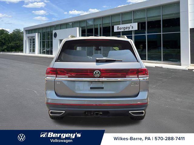 2025 Volkswagen Atlas SE w/Tech - Photo 10
