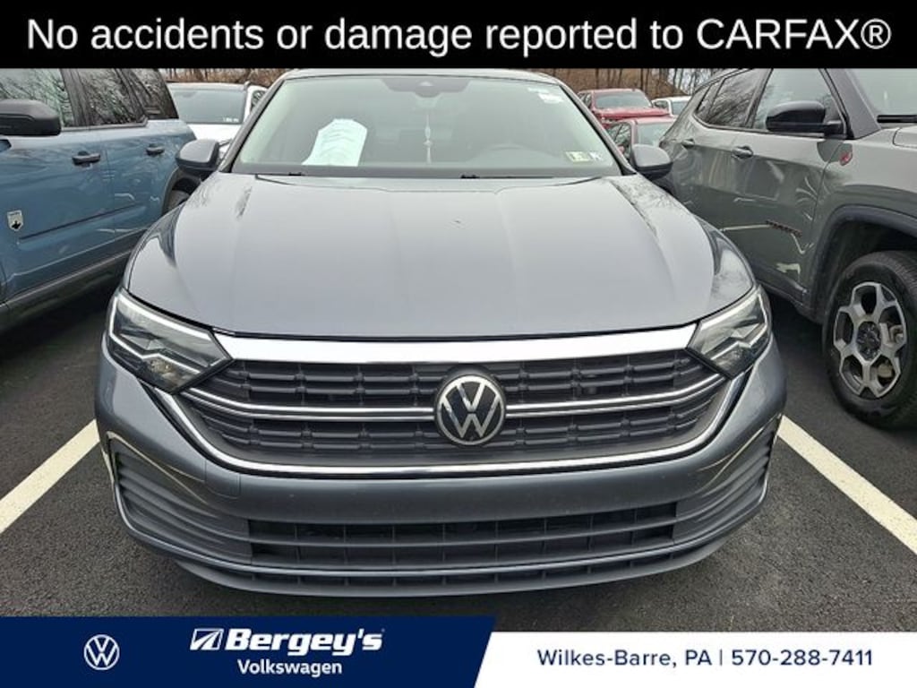 Used 2023 Volkswagen Jetta 1.5T SE Sedan