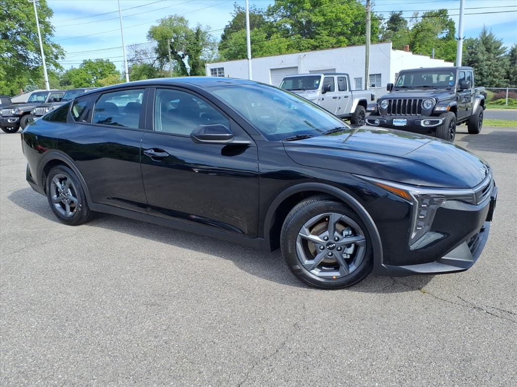 Used 2025 Kia K4 LXS Sedan