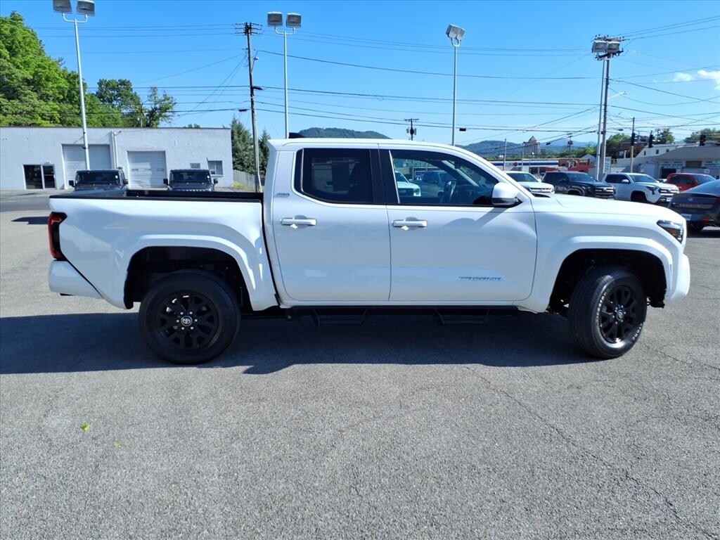 Used 2024 Toyota Tacoma SR5 Truck