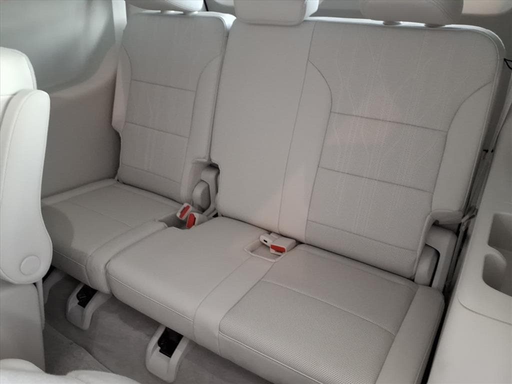 2026 Buick Enclave Avenir - Photo 11
