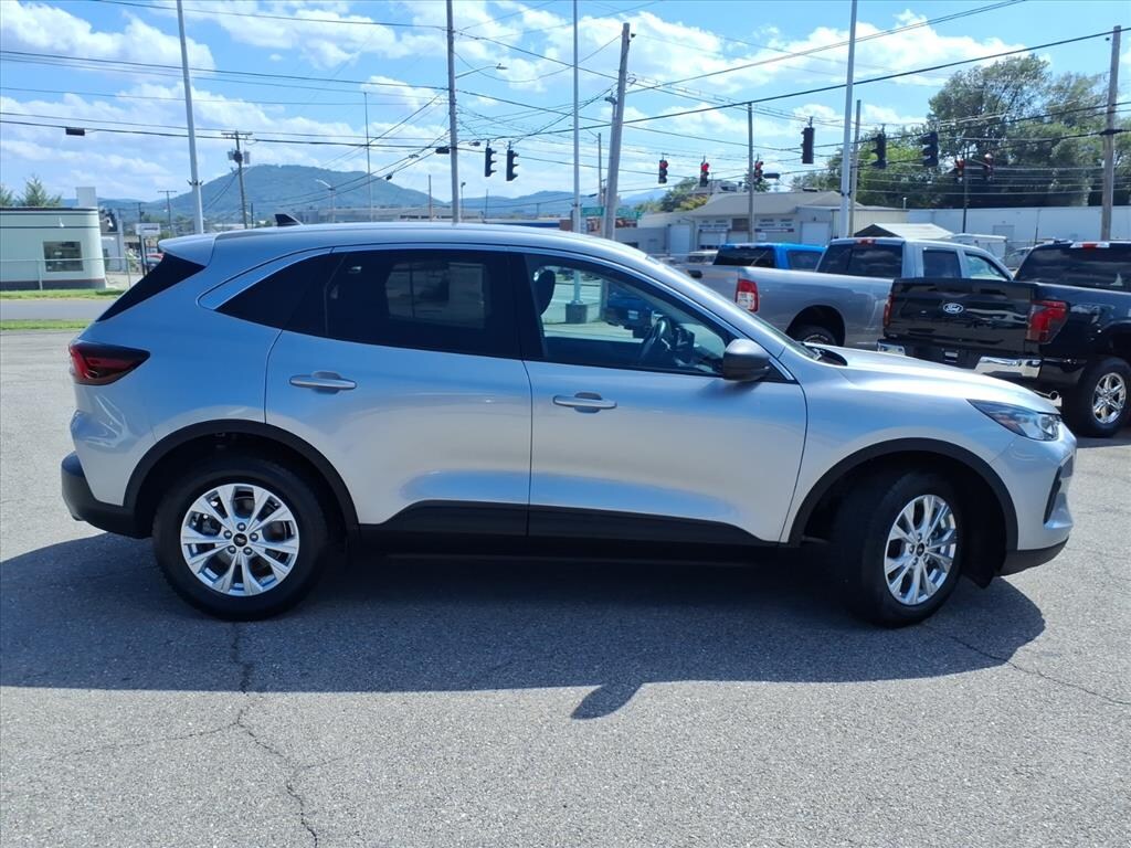 Used 2023 Ford Escape Active SUV