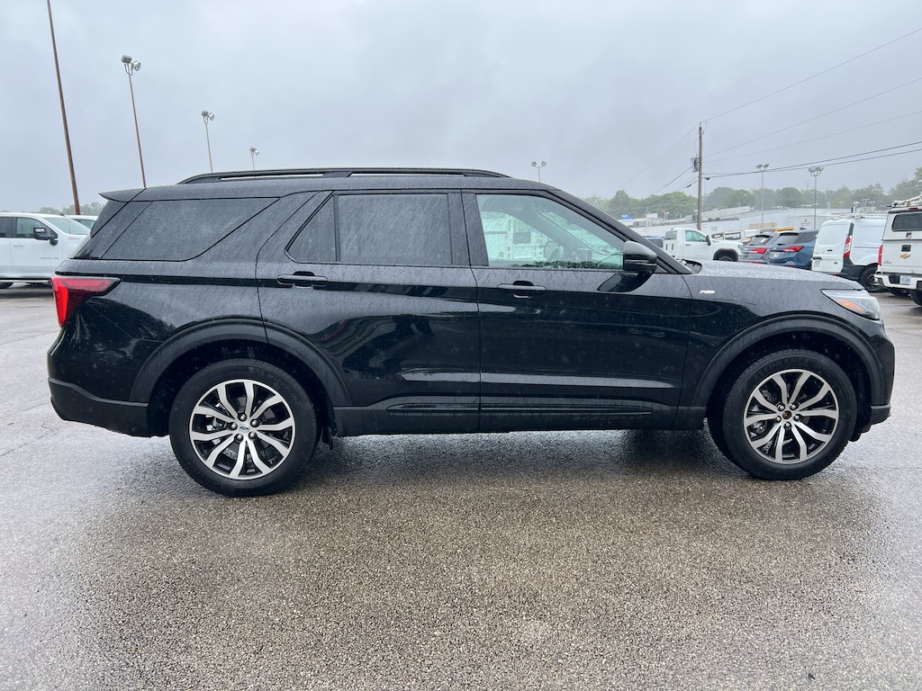 Used 2026 Ford Explorer ST-Line
