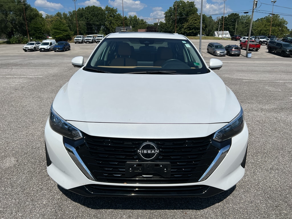 Used 2024 Nissan Sentra SV Xtronic CVT Sedan