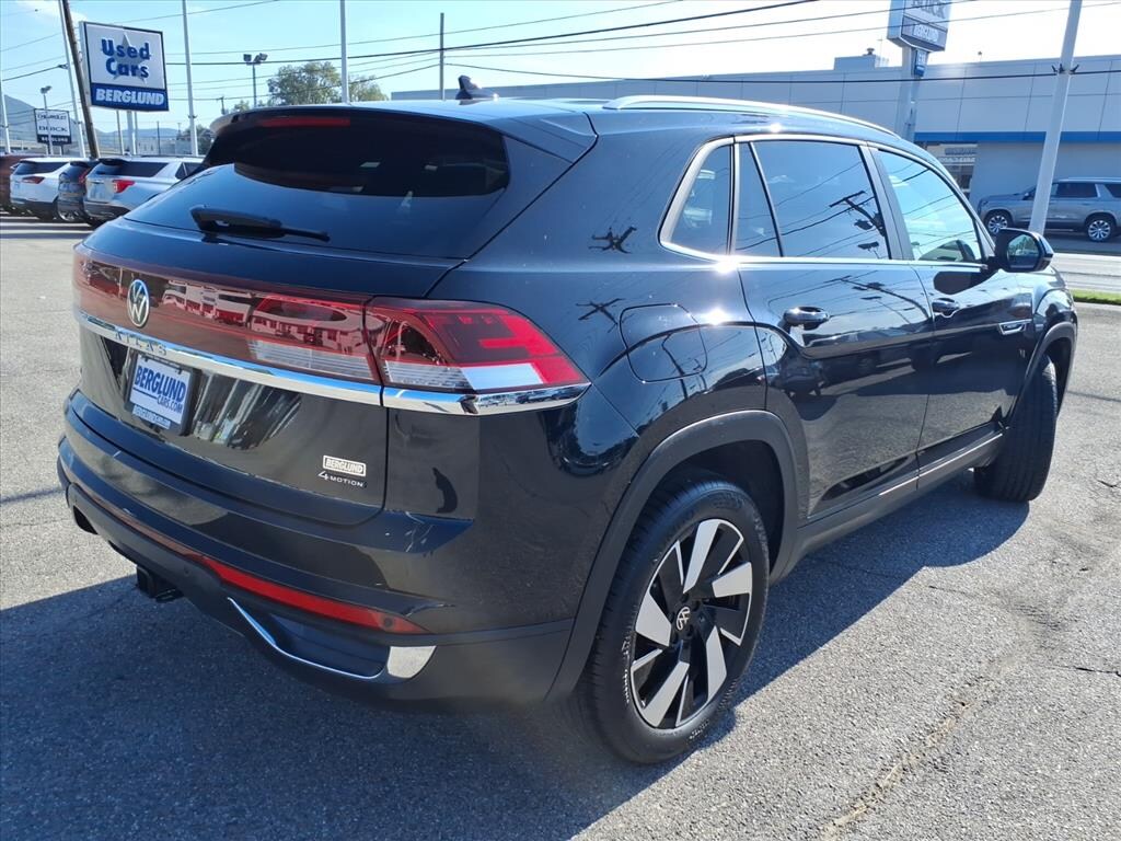 Used 2026 Volkswagen Atlas Cross Sport 2.0T SE w/Technology