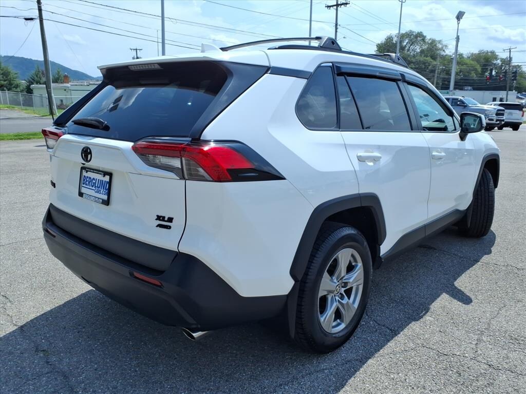 Used 2022 Toyota RAV4 XLE