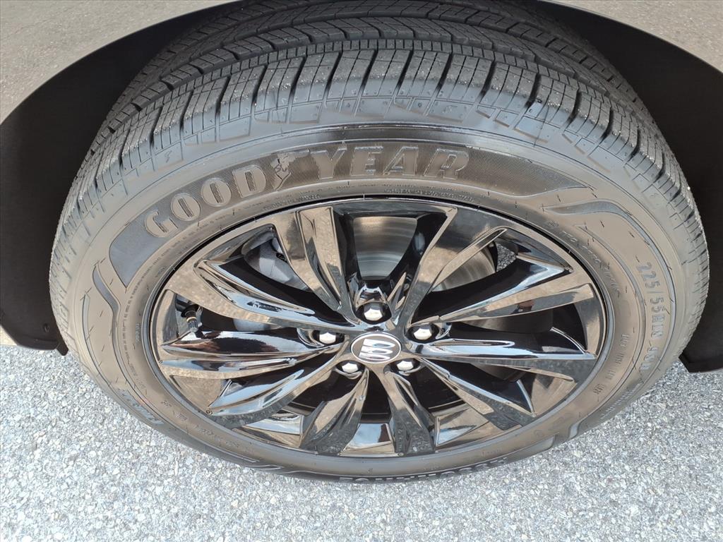 2026 Buick Envista Sport Touring - Photo 8