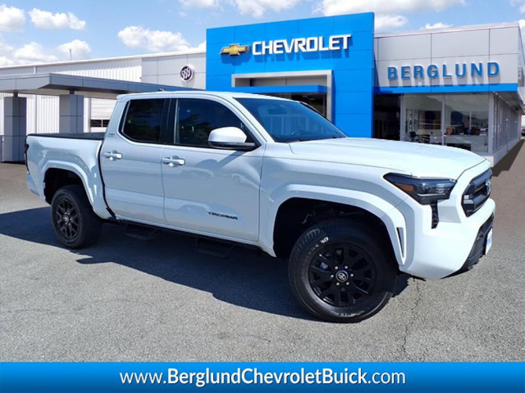 Used 2024 Toyota Tacoma SR5 Truck