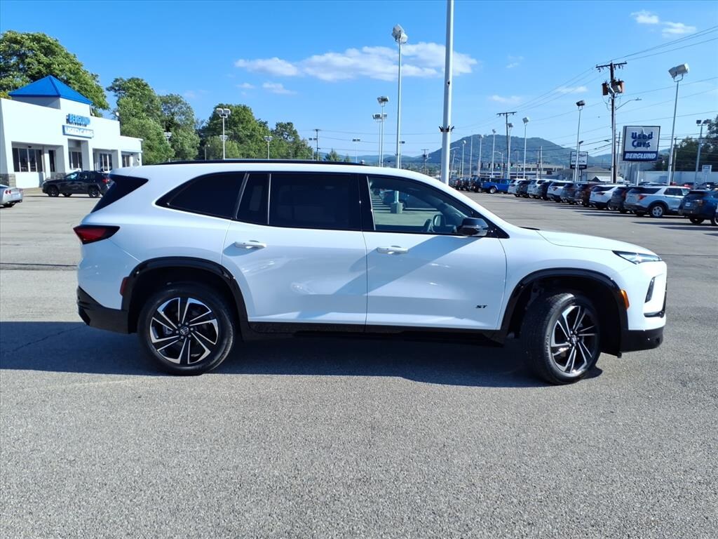 Used 2026 Buick Enclave Sport Touring SUV