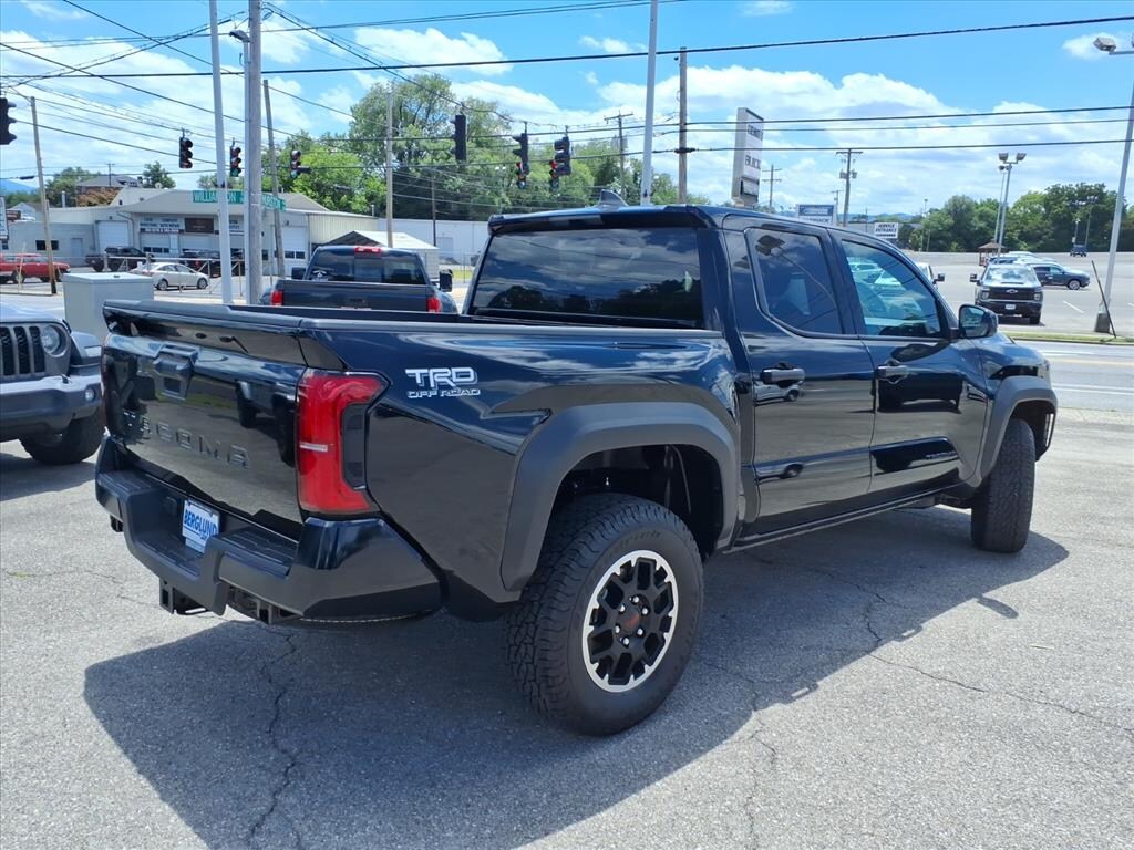 Used 2025 Toyota Tacoma TRD Off Road Truck