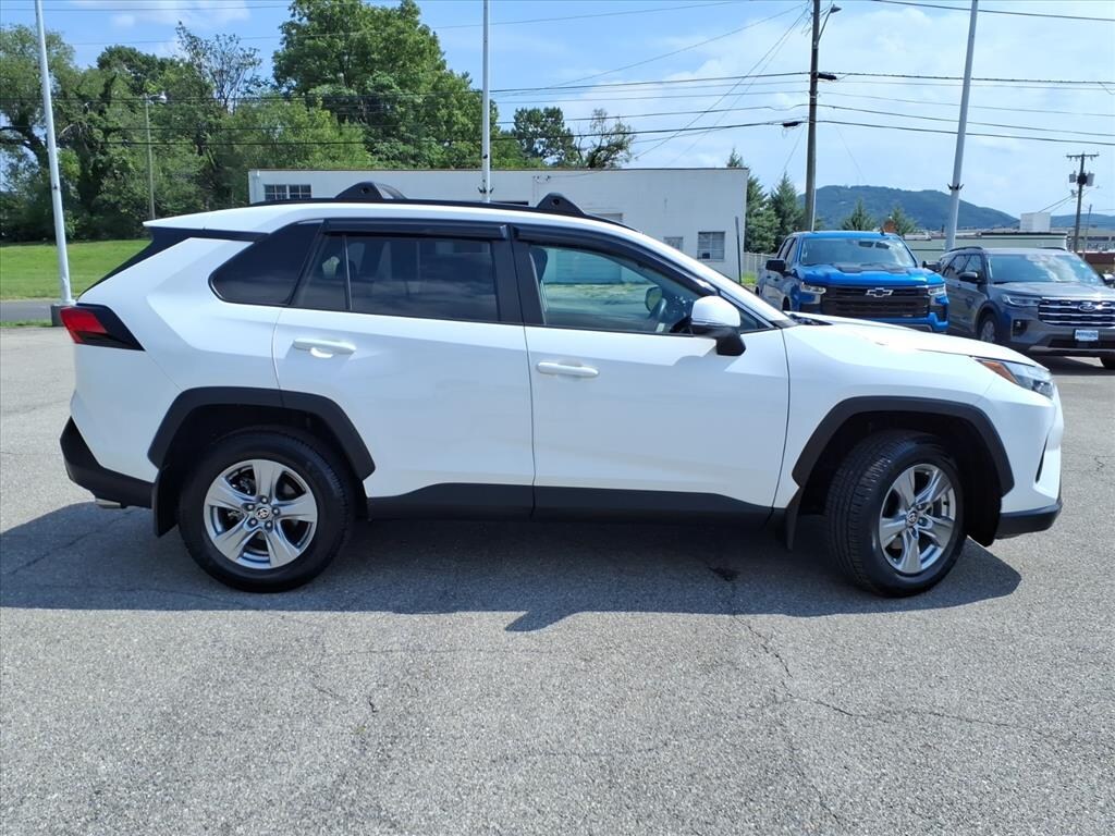 Used 2022 Toyota RAV4 XLE