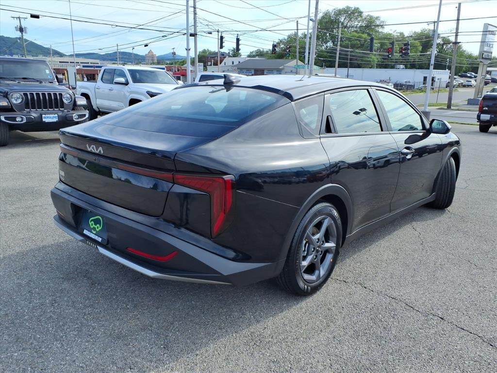 Used 2025 Kia K4 LXS Sedan