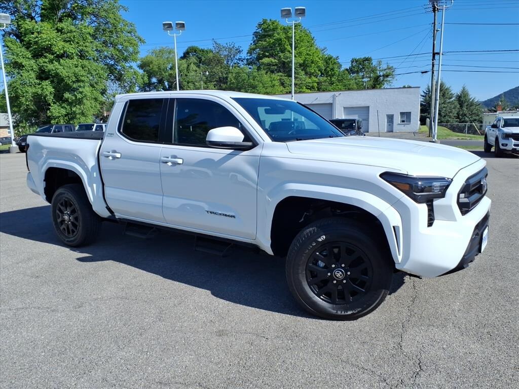 Used 2024 Toyota Tacoma SR5 Truck