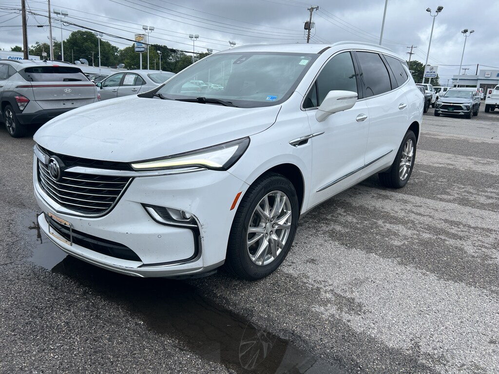 Used 2022 Buick Enclave Premium SUV