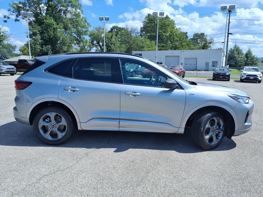 Used 2024 Ford Escape ST-Line SUV