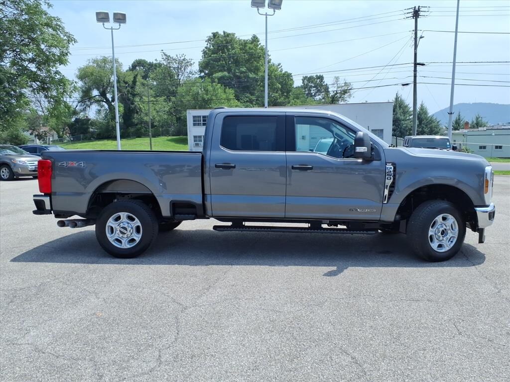 Used 2025 Ford Super Duty F-250 SRW XL