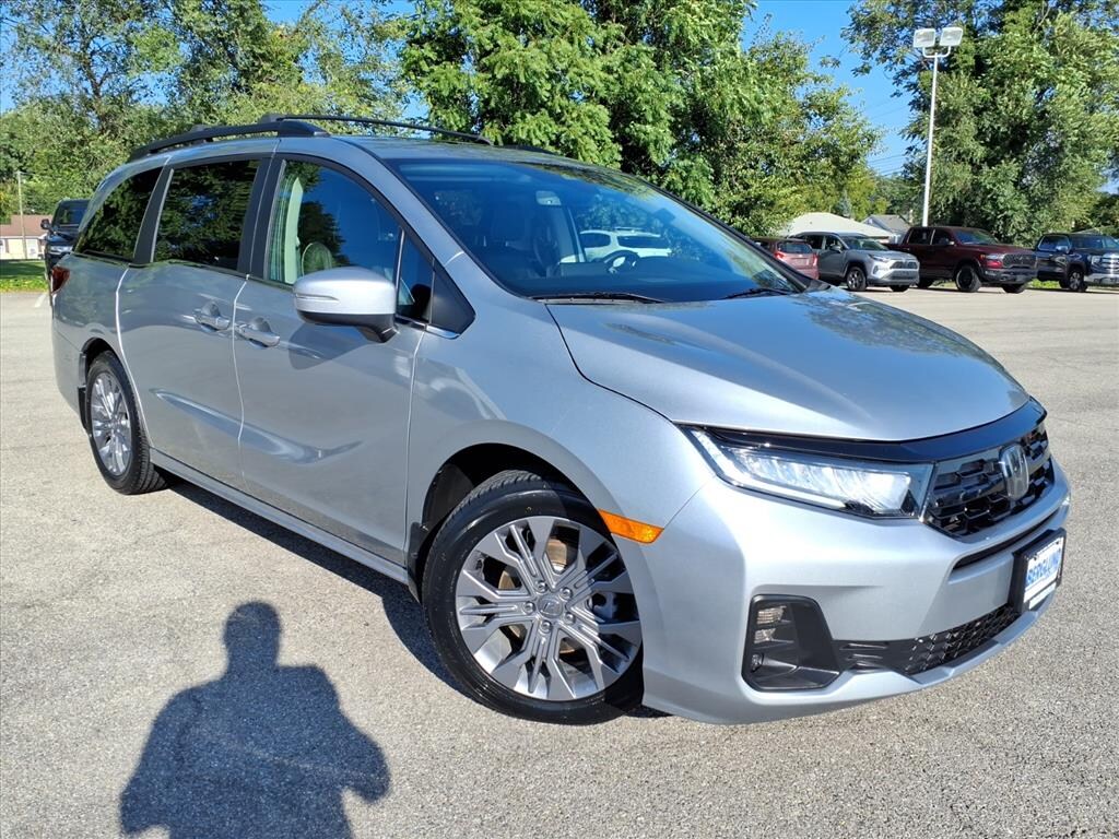Used 2025 Honda Odyssey Touring Minivan