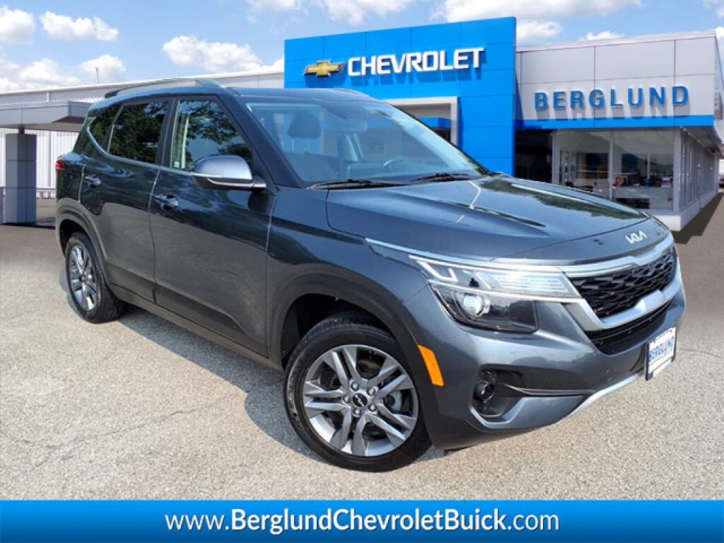 Used 2022 Kia Seltos S SUV