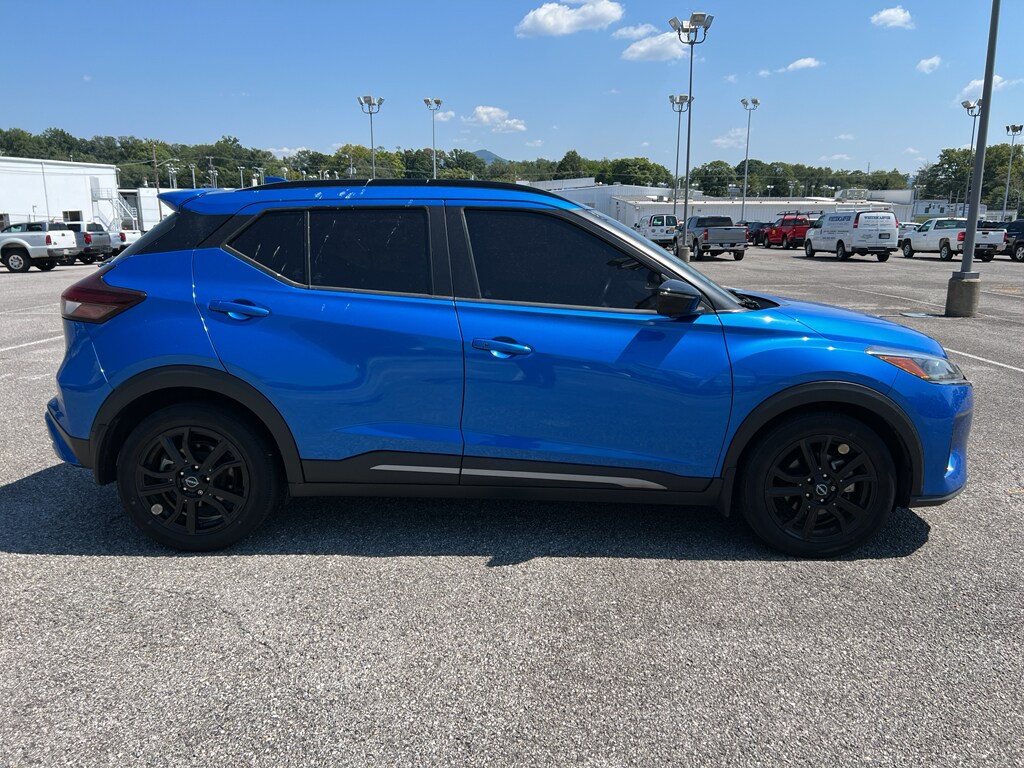 Used 2023 Nissan Kicks SR Xtronic CVT SUV