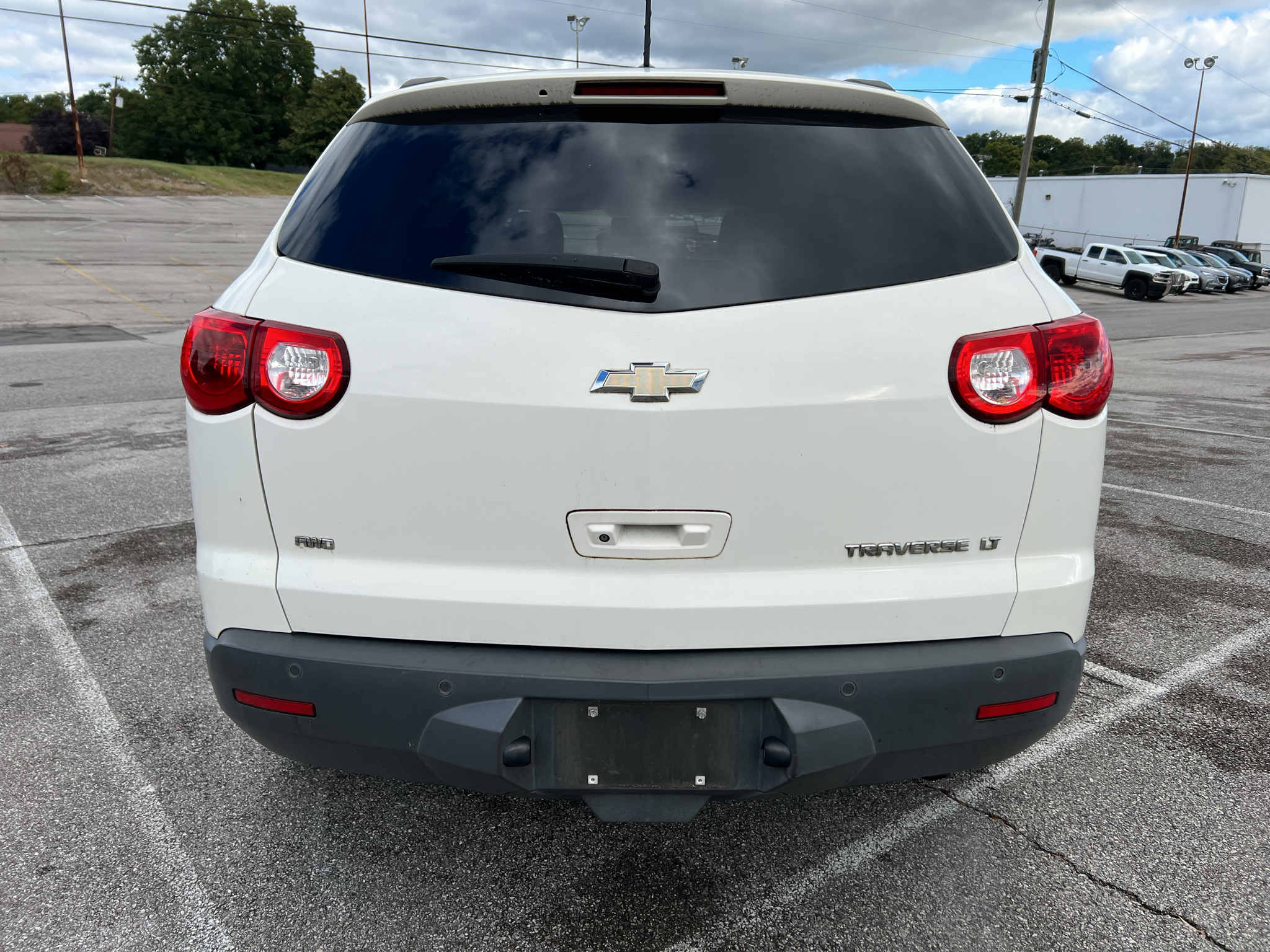 Used 2011 Chevrolet Traverse LT w/1LT SUV