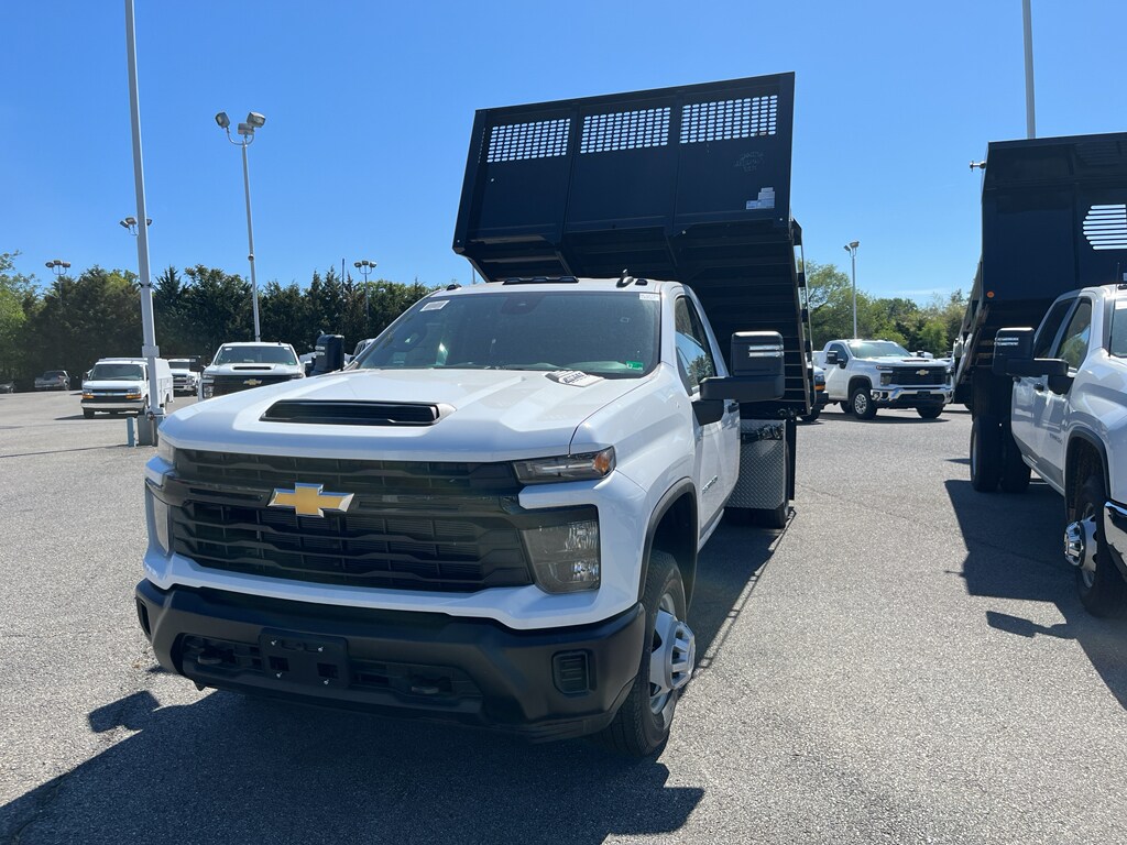 New 2025 Chevrolet Silverado 3500 HD Chassis Cab Work Truck Truck