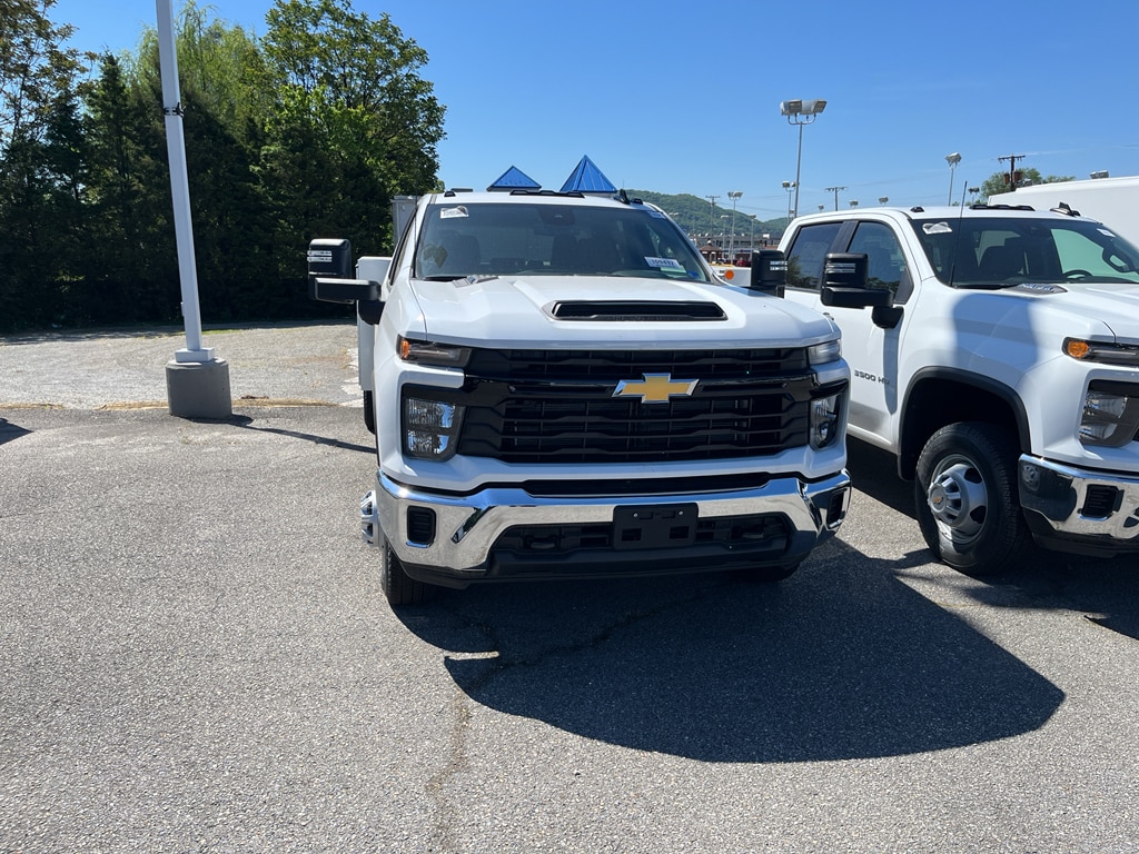 New 2026 Chevrolet Silverado 3500 HD Chassis Cab Work Truck Truck