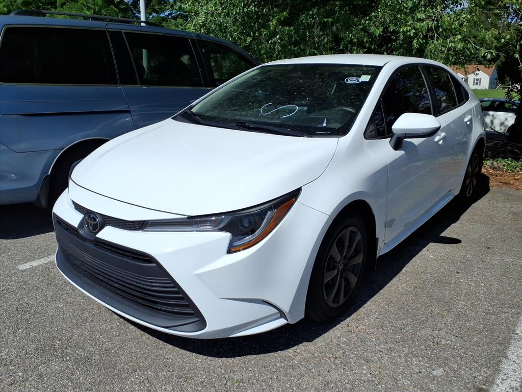 2024 Toyota Corolla LE CVT's photo