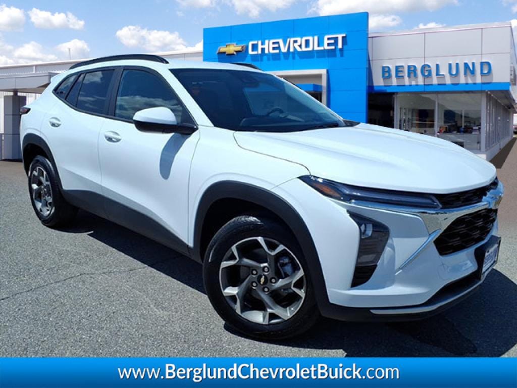 New 2026 Chevrolet Trax LT SUV