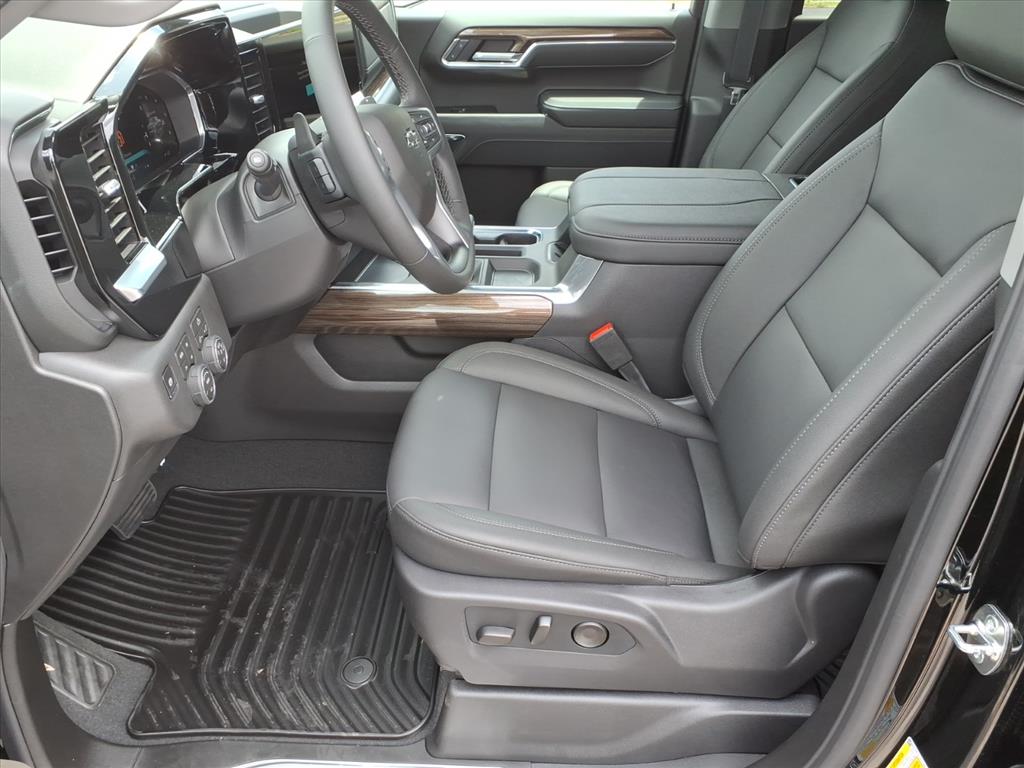 2026 Chevrolet Silverado 1500 RST - Photo 9