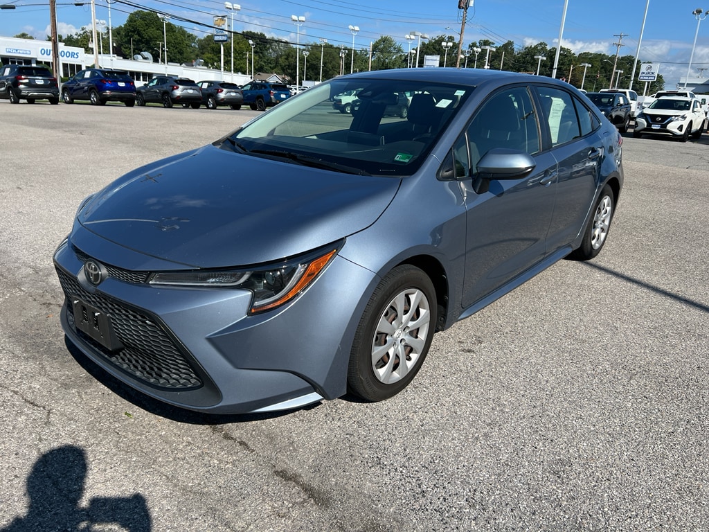 Used 2021 Toyota Corolla LE Sedan