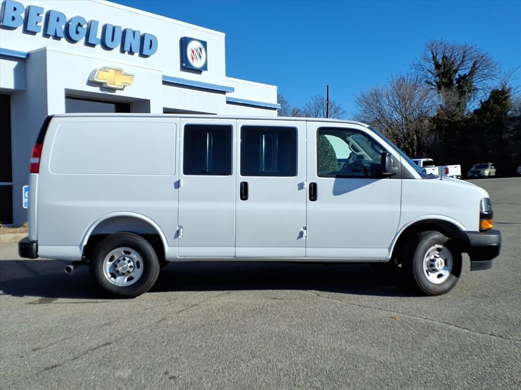 New 2025 Chevrolet Express Cargo WT Van