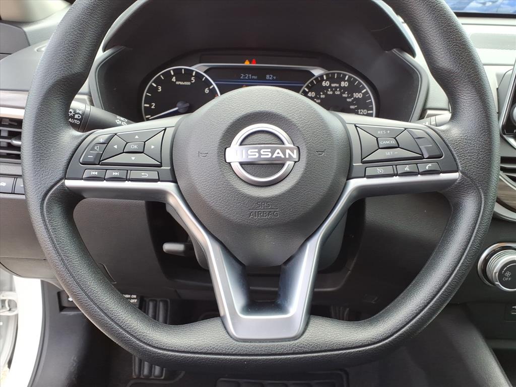 2025 Nissan Altima SV - Photo 24