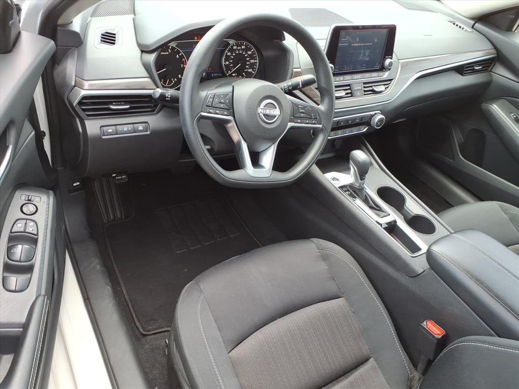 2025 Nissan Altima SV - Photo 19