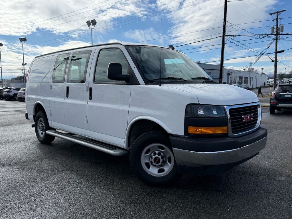 2024 GMC Savana Cargo Work Van's photo