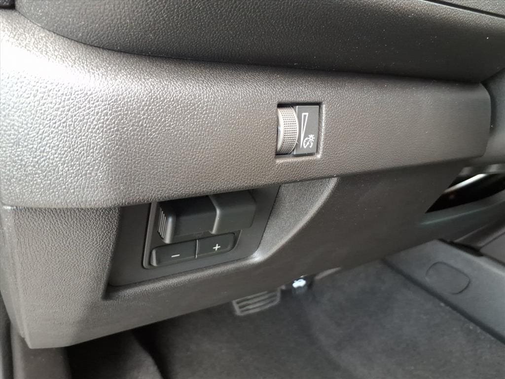 2026 Chevrolet Colorado Work Truck - Photo 12