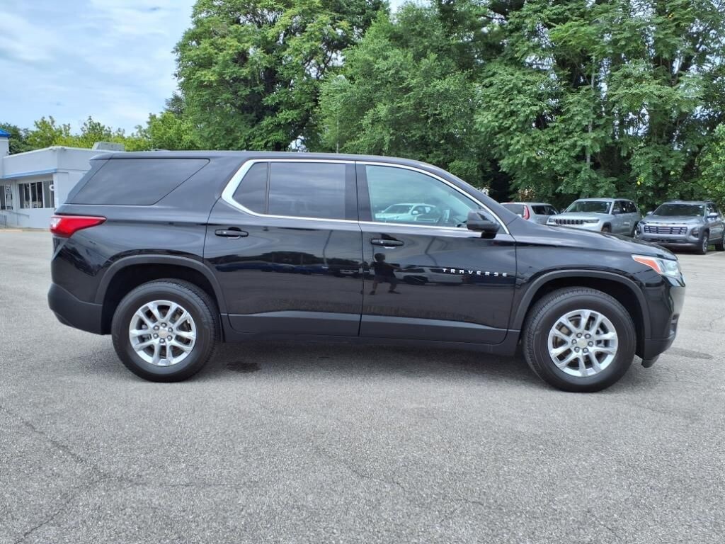 Used 2021 Chevrolet Traverse LS SUV