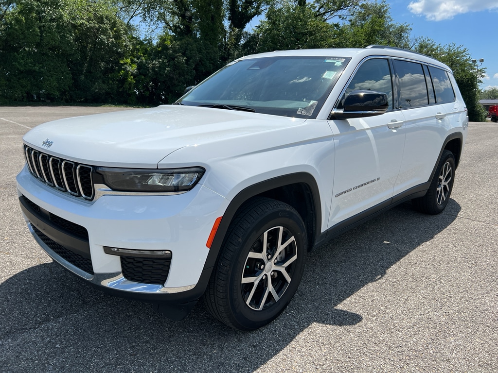 Used 2023 Jeep Grand Cherokee L Limited 4x4 SUV