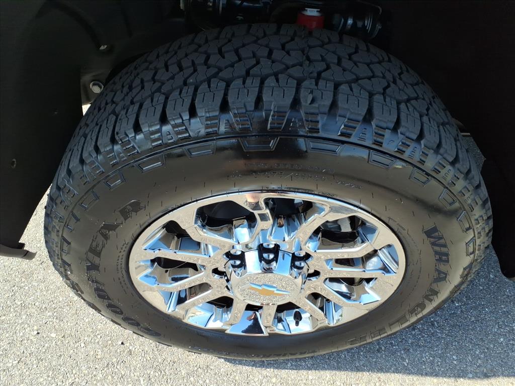 2026 Chevrolet Silverado 2500 HD LTZ - Photo 8