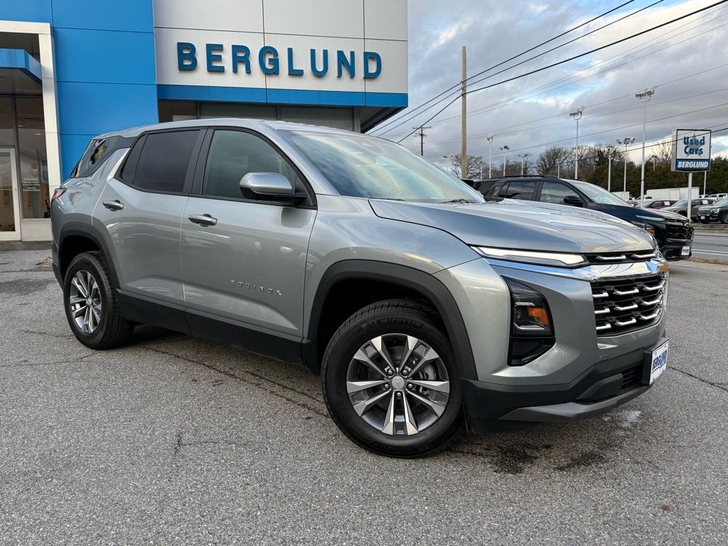 2026 Chevrolet Equinox LT's photo