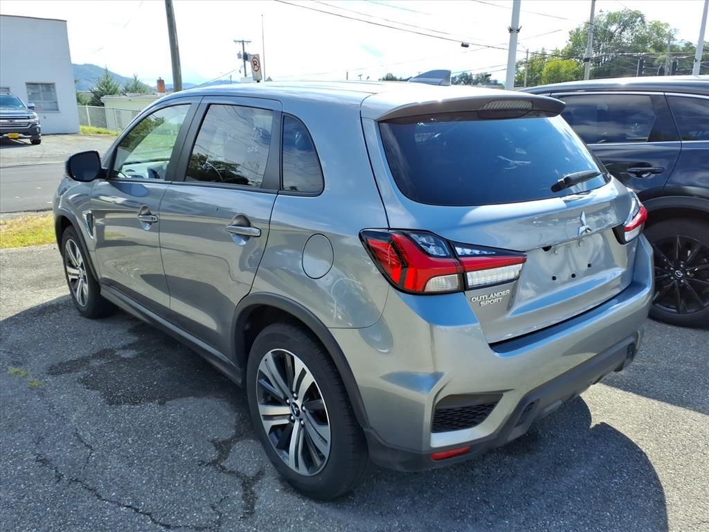 2024 Mitsubishi Outlander Sport S photo 2
