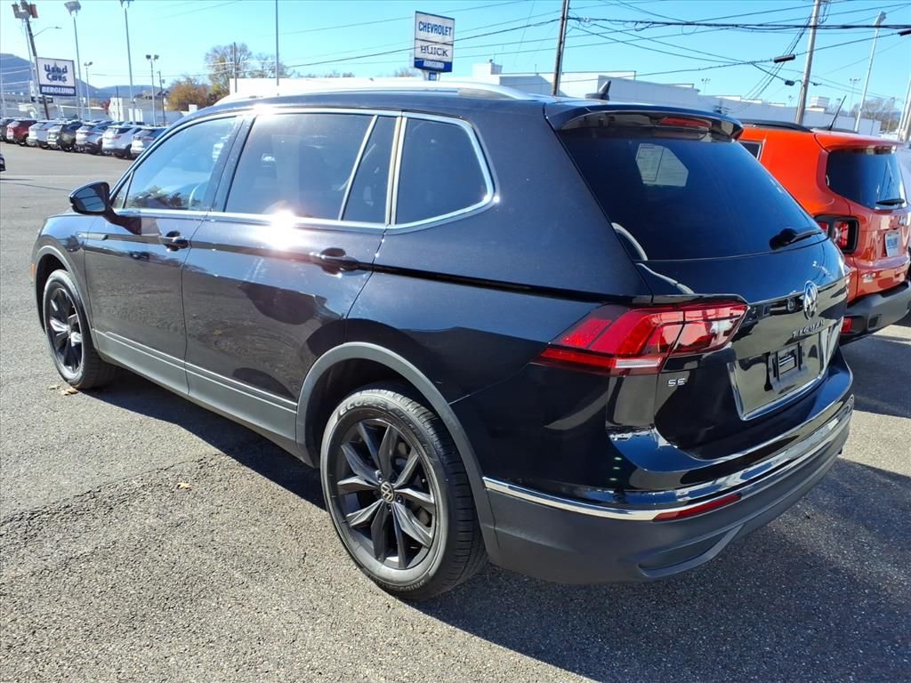 2024 Volkswagen Tiguan SE Sport photo 2