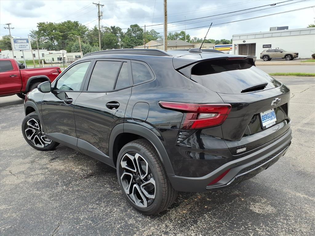 2026 Chevrolet Trax RS - Photo 5