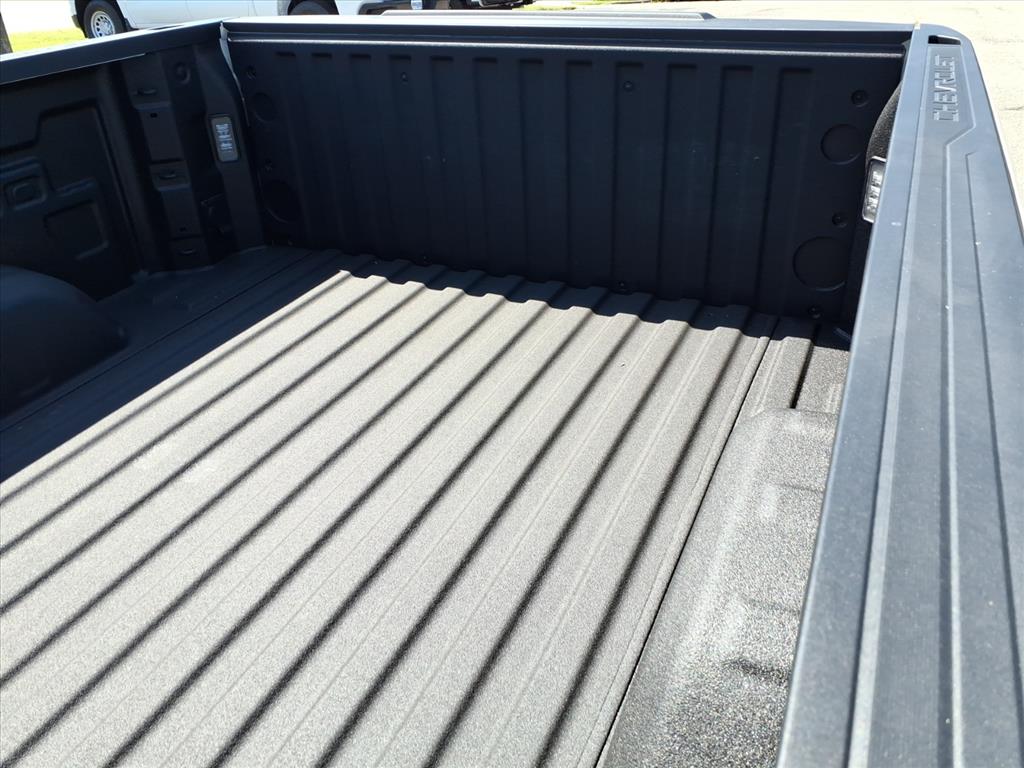 2026 Chevrolet Silverado 1500 LT - Photo 8